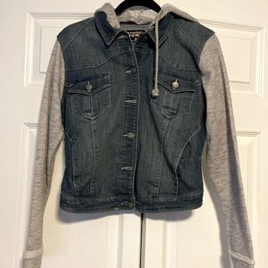 Medium in juniors Jean jacket